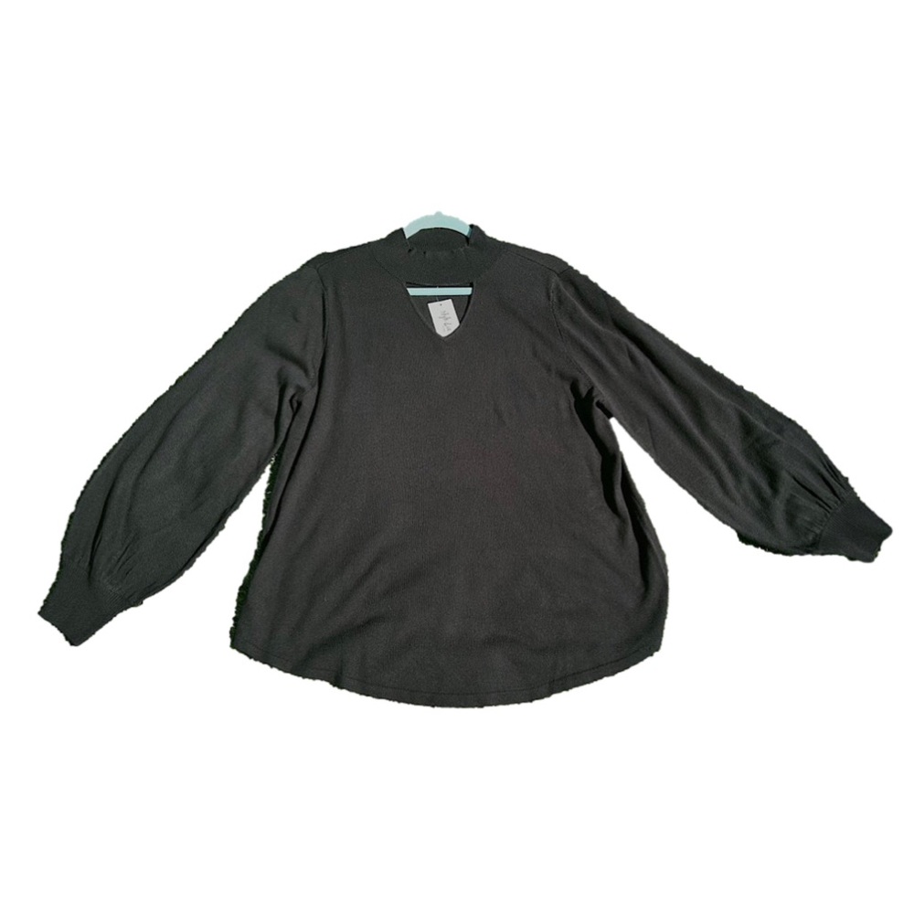 NWT-Sz 1X Style & Co black sweater with balloon sleeves & cut out